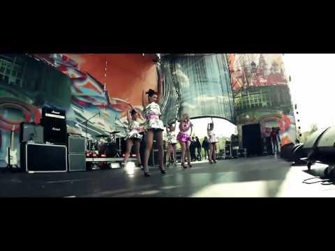 ЮЛИЯ ЛАСКЕР Julia Lasker   День за днём   30 000 человек   Москва