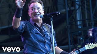 Bruce Springsteen - You Never Can Tell (Leipzig 7/7/13) (Official Video)