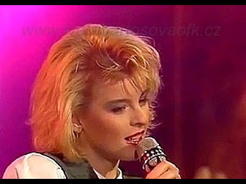 Iveta Bartošová - Dva roky prázdninv