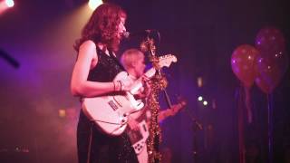 The Regrettes - Seashore [Official Live Video]