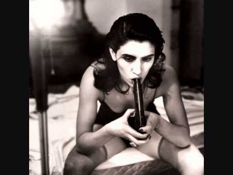 "Tetrishead" Zoe Keating  (Videotry by Jason Thomas)