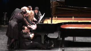 12 Pianists at 1 Piano: Albert Lavignac / Sischka Galop-Marche à 12