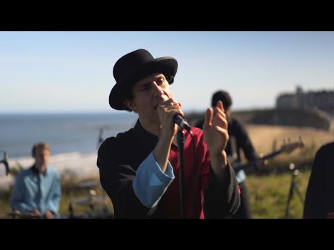 Maximo Park - All Of Me (Live From The Coast)