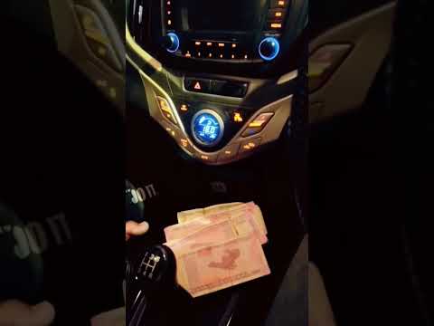 Baarish krdu paise ki #yt #viral #paisa #car #black #trending #shorts