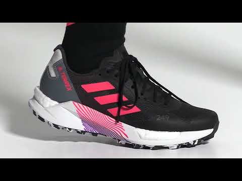 TERREX AGRAVIC ULTRA TRAIL RUNNING SHOESMADE FOR THE MOUNTAIN TRAILS