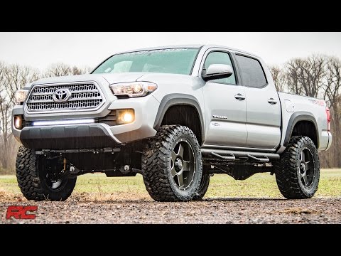 2016-2017 Toyota Tacoma 4-inch Suspension Lift Kit by Rough Country
