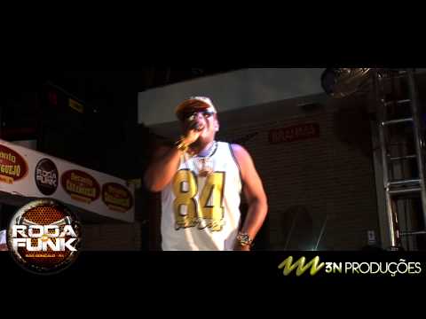 MC Max ::Medley ao vivo e histórico na Roda de Funk :: Full HD