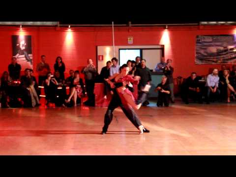 Neri Luciano Piliu y Yanina Quiñones