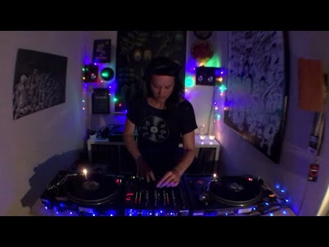 Elwira - Exclusive set for Drumandbassvinyl.cz / 2020