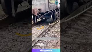 Railroad&#39;s Magic Brake Shoe is WILD! 👟🚂 Stopping a Train by Hand! #railwaylife #trains #cooltools