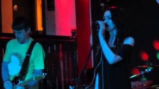 FIZZ BOMBS Aisling Browne shortts live music Venue 759