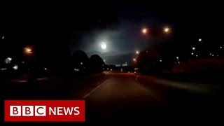 Fireball meteor lights up night sky over Malaysia - BBC News