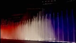 Lee Greenwood- The Bellagio Fountains- God Bless the USA
