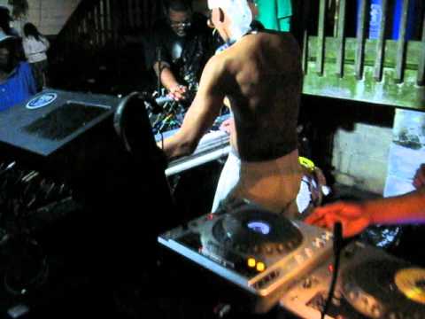 LIKEWATER BOYD JARVIS BACK YARD AFFAIR  009