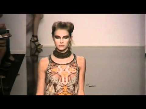 Byblos Spring- Summer 2011 - Milan Women Fashion Week.flv