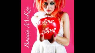 Bonnie Mckee - Love Spell (Live Acoustic)