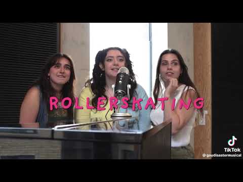 is she queer or is she just a hipster (credits to the talented girls  in this video)