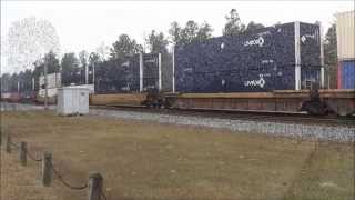 preview picture of video 'Railfanning During Folkston Winter Watch With UP & EMD Leaders, & Amtrak 156 12/6/2014'