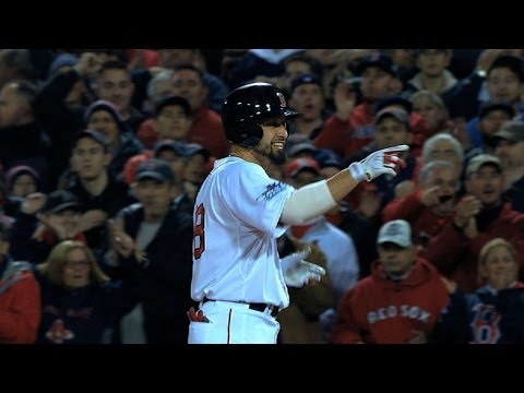 WS2013 Gm6: Fans 'feel all right,' Victorino doubles