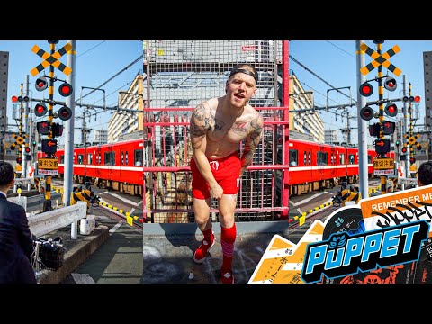 Puppet Living in It song