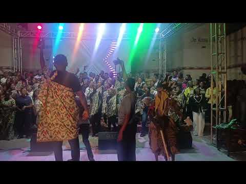 Toyemba, tobina & Izenu: By les choristes de la paroisse de la Résurrection, Lemba-Salongo, ARCHIKIN