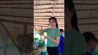 Download lagu story'wa penjual kopi cantik mp3