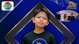 Download lagu Sangat memukau!! farel prayoga gemparkan studio 5 indosiar dengan nyanyikan lagu 'Pangeran dangdut' mp3