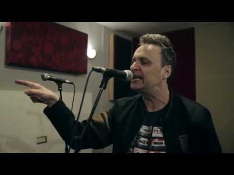 Man On The Northern line  ( Bank Branch Remix) ..THE CHORDS UK