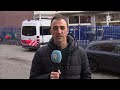 Verslaggever Dennis Kranenburg bij plaats van schietpartij Essenburgstraat