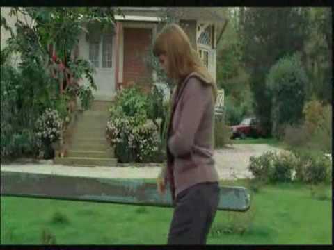 La tete de maman Trailer