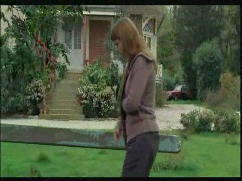 La tete de maman Trailer