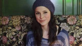 Caterpillar in the rain-Lena Meyer Landrut