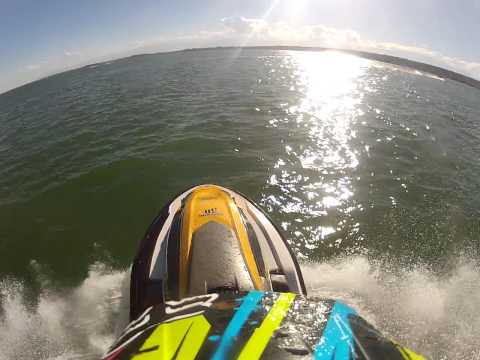 Moto de agua con los muchachos