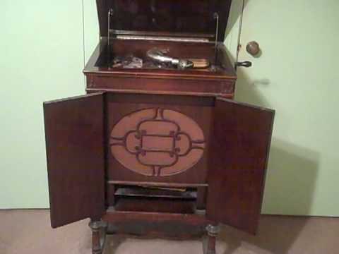 Ben Bernie Scrappy Lamber - I'm In Love Again - Roaring 20's.MP4