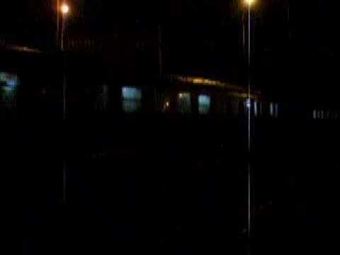 Locomotiva 41-0170-5 cu trenul Rapid 755 Bucuresti Nord - Suceava Nord intra in Suceava Nord - 2008