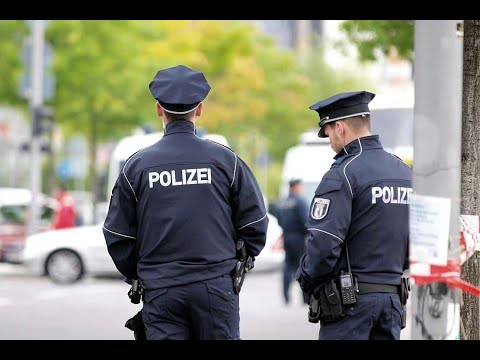 E-Scooter-Fahrer in Berlin-Prenzlauer Berg lebensgefährlich verletzt