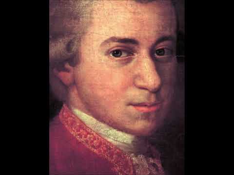 Selections of Mozart's  Piano Sonatas (Solist: Klara Würtz)