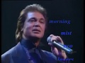 LOVE IS A MANY SPLENDORED THING(LIVE WITH LYRICS)=ENGELBERT HUMPERDINCK