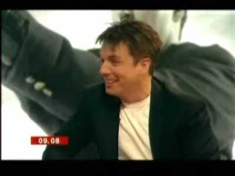John Barrowman Sings Milly Molly Mandy