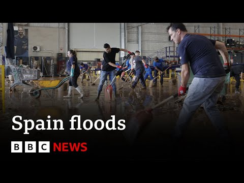 Video | Barcelona issues red alert weather warning | BBC News