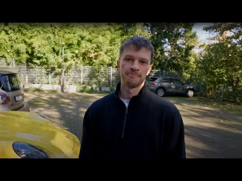 1.0 Abitur and wants to work for me