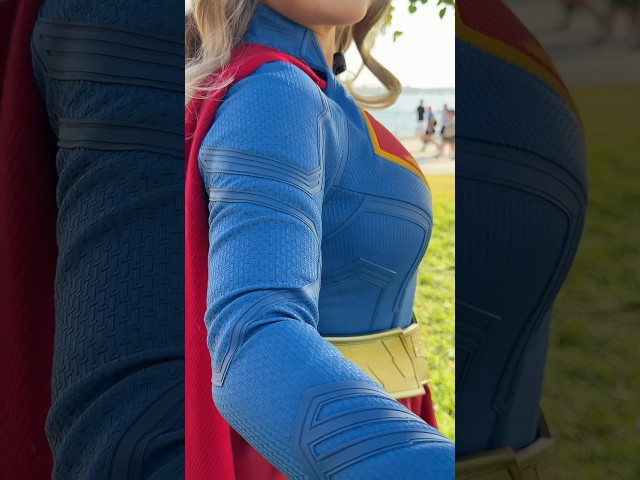 Vídeo relacionado con Supergirl disfraz chica mujer adulta original DC Comics (Talla S)