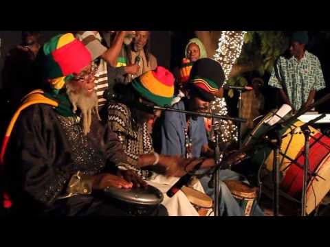 LIVE AT REDBONES (Kingston, Jamaica) : Ras Michael & The Sons of Negus (Zion Land)