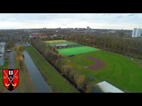 nieuwe LED veldverlichting bij D.H.C. Hudito