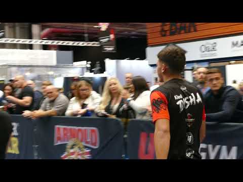 Patrick Pigott Vs Kledi Disha - Kledi Walkout