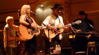 Emmylou Harris &amp; Rodney Crowell - Bluebird Wine - live Laeiszhalle Hamburg 2013-05-31