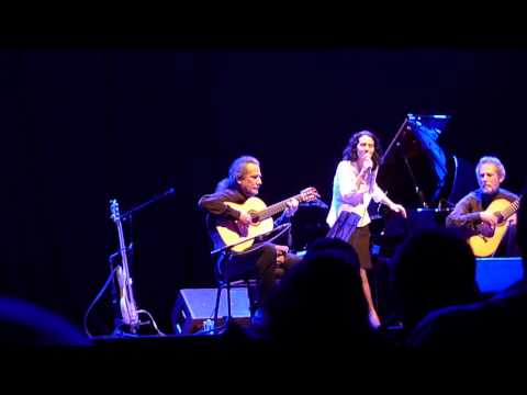 Duo Assad e Clarice Assad - Luiza ( Tom Jobim ) , live @ Espaço Tom Jobim