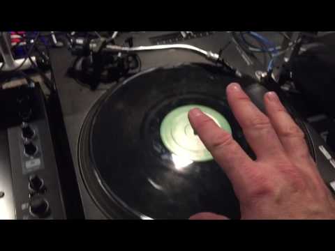 Turntable Magic ... Dj Derezon got the magic touch