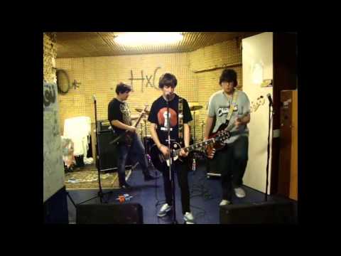 BERRI TXARRAK: 'Harra' (fan made)