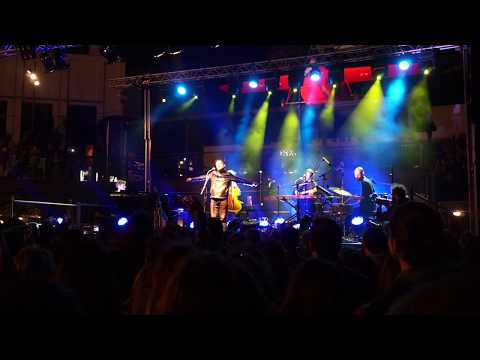 Joan Dausà - Caura no feia mal #Tibidabo (Santi Balmes)